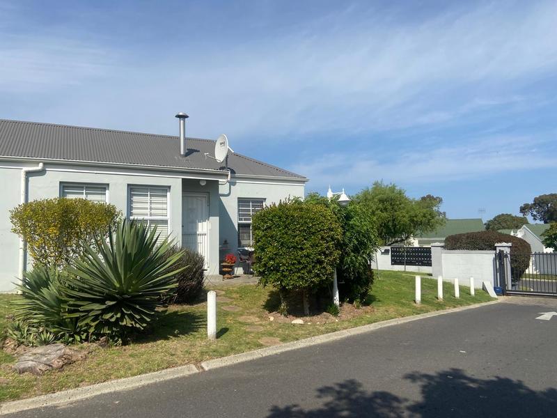 2 Bedroom Property for Sale in Goedemoed Western Cape